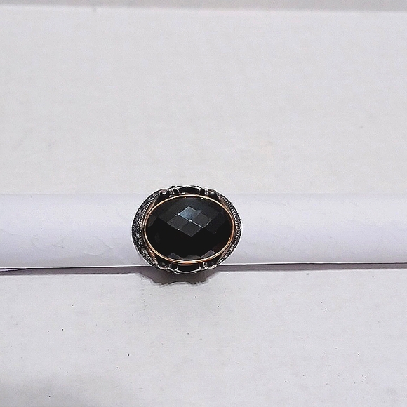 Dazzling Silver Ring, Size 8, with Black Zircon Stone - Picture 10 of 12